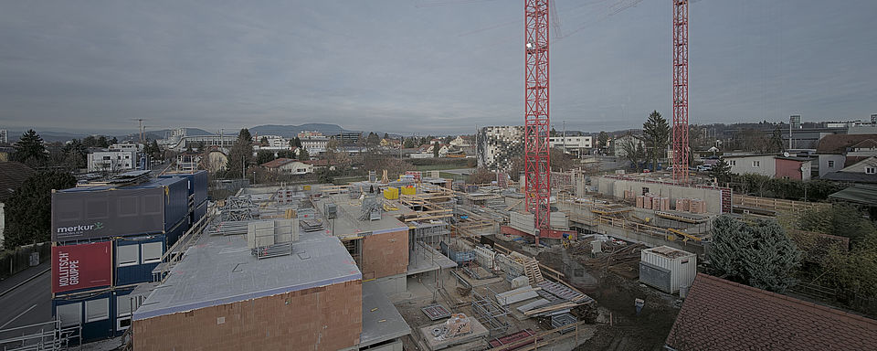 Livebild Baukamera 1 - Webcam 'Gesamtpanorama Südseite' - Baustelle Neubau Wohnanlage Raiffeisenstraße 201, 8041 Graz (ca. 5 Minuteninterval)